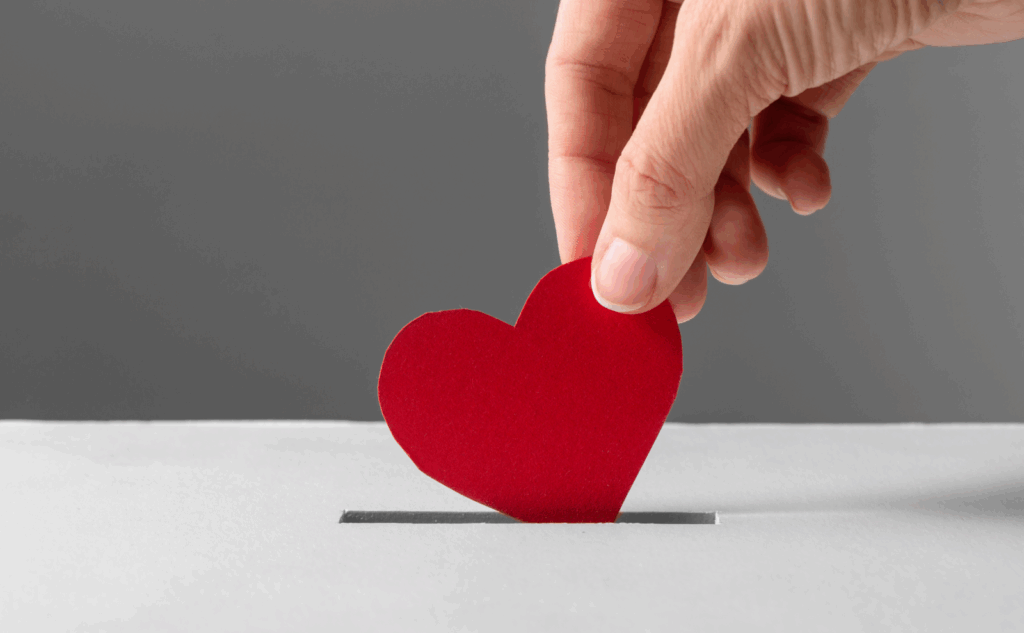 ジモティーやSNSで譲るメリット・デメリット