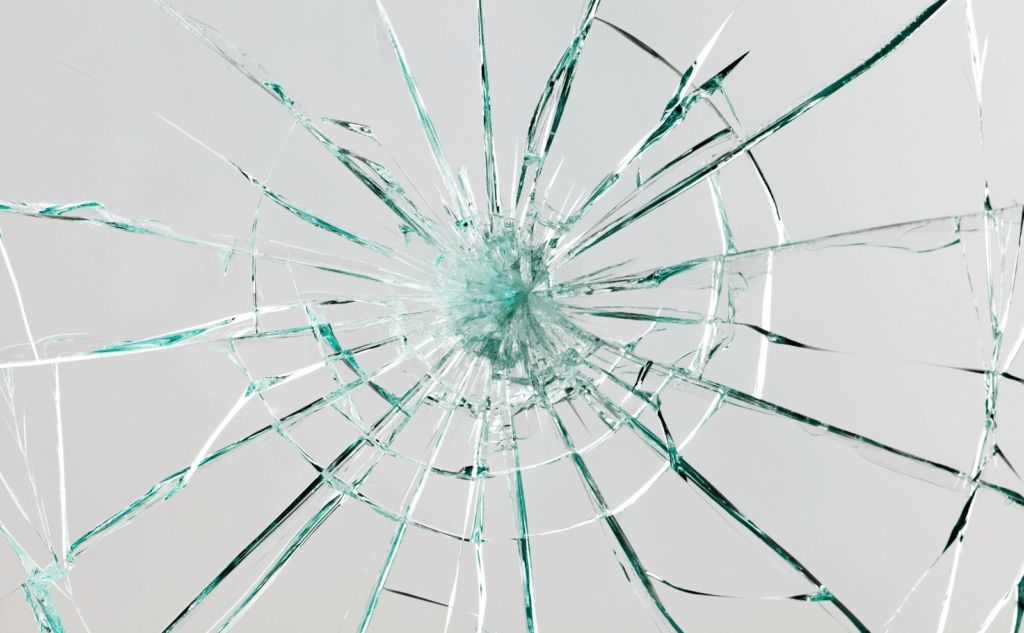 壊れたパソコンはどうする?処分前に確認したいポイント