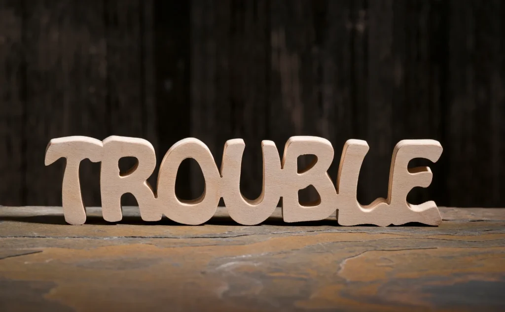 要注意!悪質業者の特徴とトラブル対策