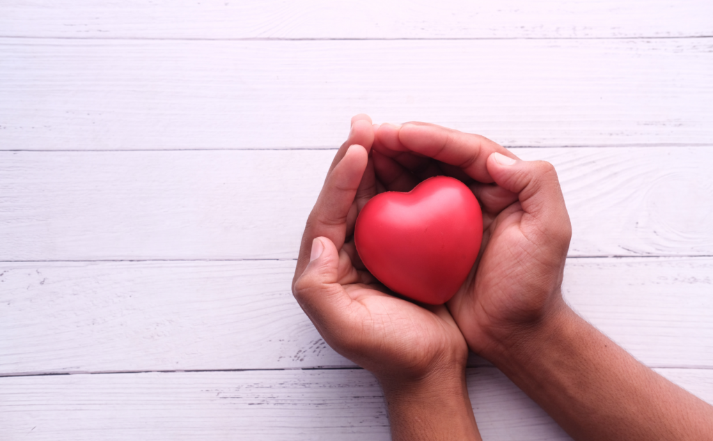 捨て方③ 「譲る・寄付する」｜無料でも喜ばれる渡し方