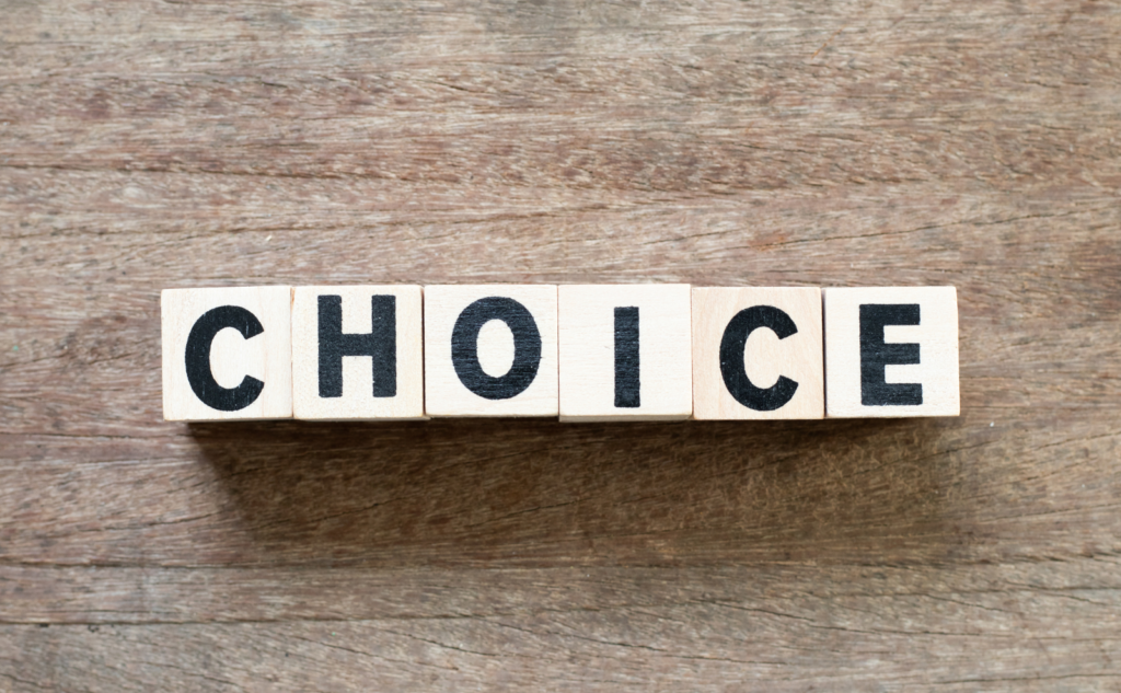 処分方法の選び方｜金属があるソファは「最短ルート」が人によって違う