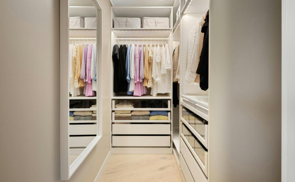 まとめ｜収納がない部屋は物量と収納場所を見直せば片付けやすくなる